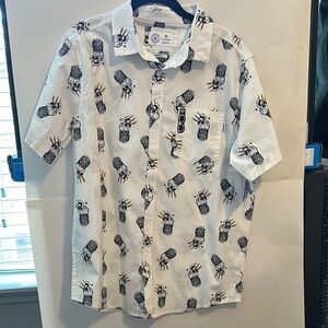 Men's White and Black Pineapple Print Shirt